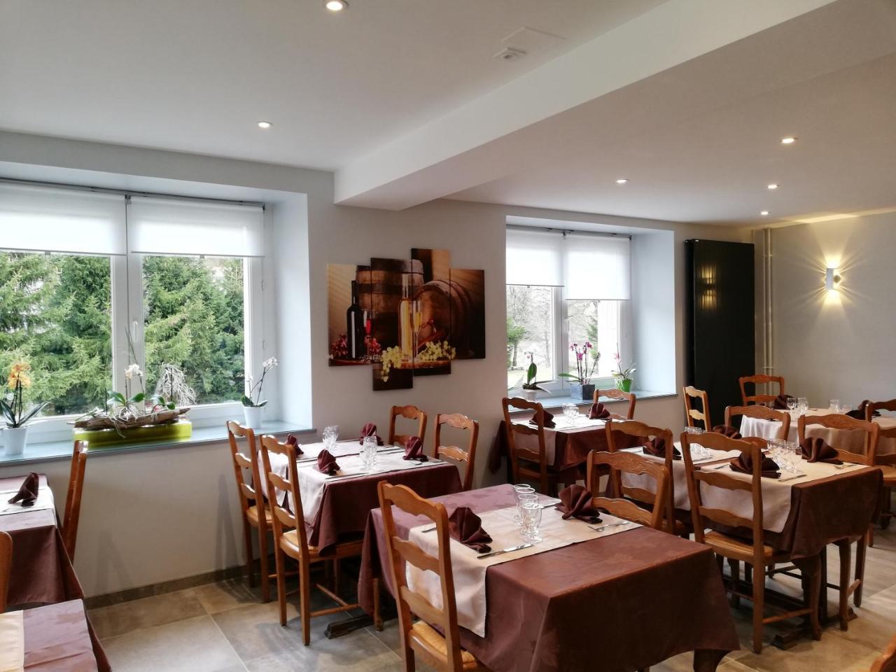 Logis Hotel Restaurant Les Cevennes Saint-Cirgues-en-Montagne Екстериор снимка