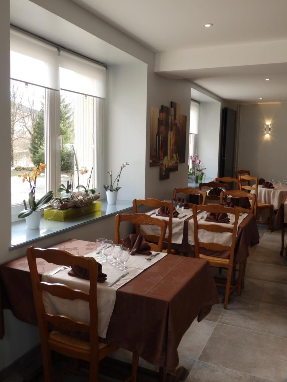 Logis Hotel Restaurant Les Cevennes Saint-Cirgues-en-Montagne Екстериор снимка
